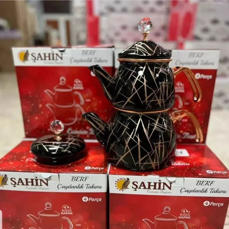 طرح مشکی خط دار