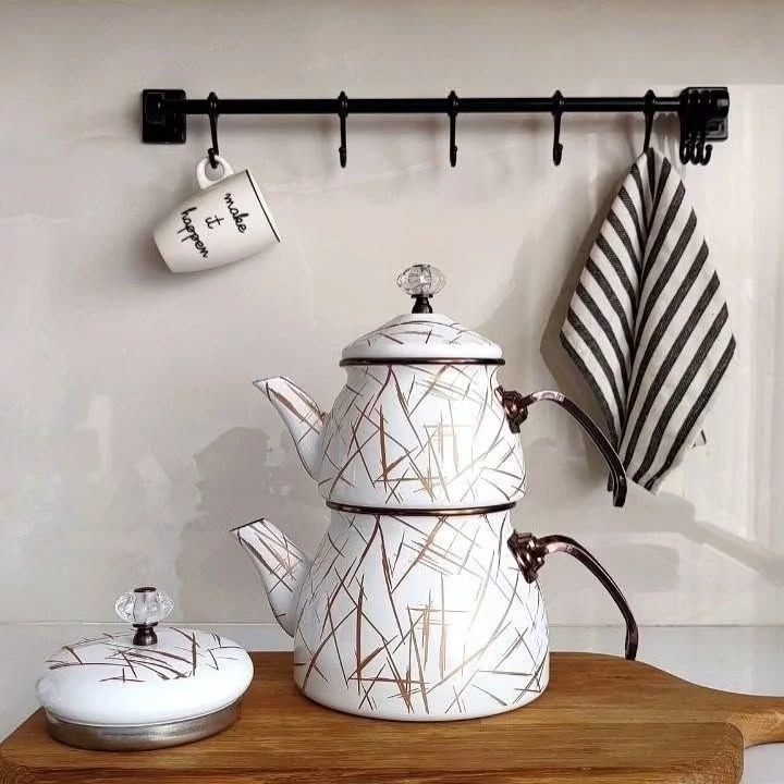 طرح سفید خط دار